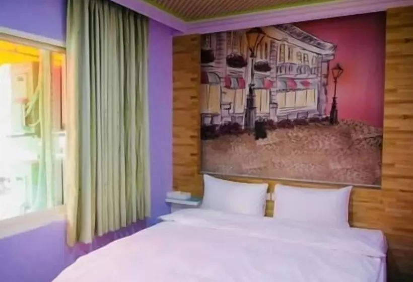 هتل Clover House 自助式無人旅店