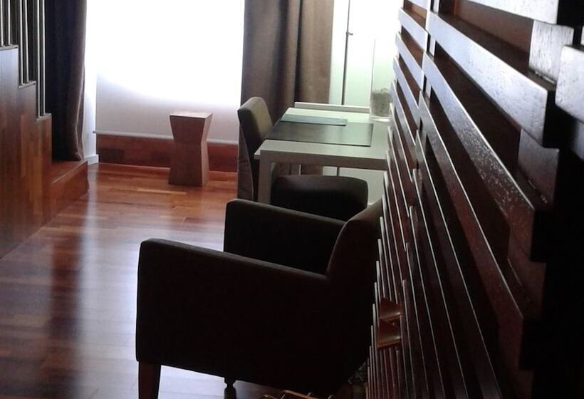 酒店 Hospedería San Juan De La Peña