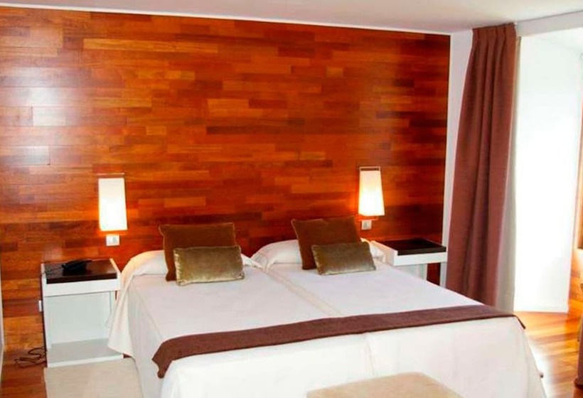 酒店 Hospedería San Juan De La Peña