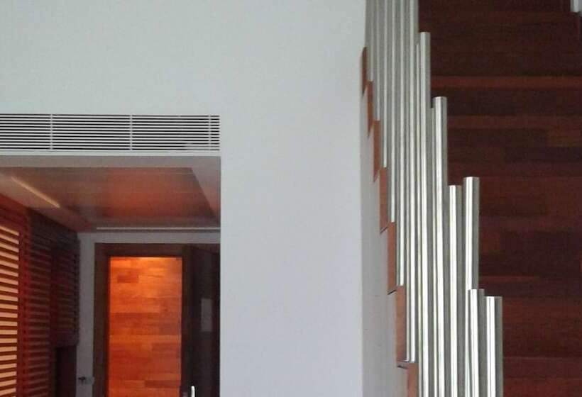 酒店 Hospedería San Juan De La Peña