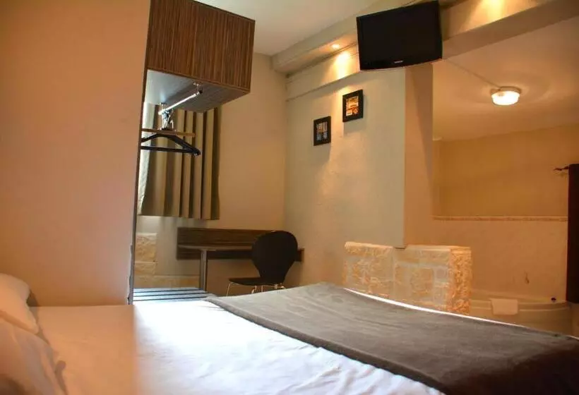 هتل Hôtel Le Floreal