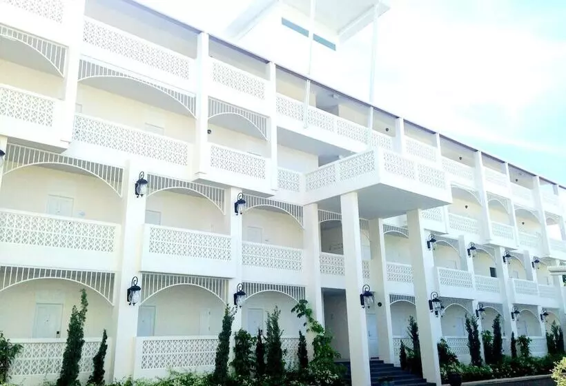 هتل Koranaree Courtyard Boutique
