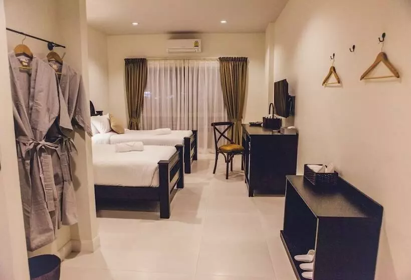 هتل Koranaree Courtyard Boutique