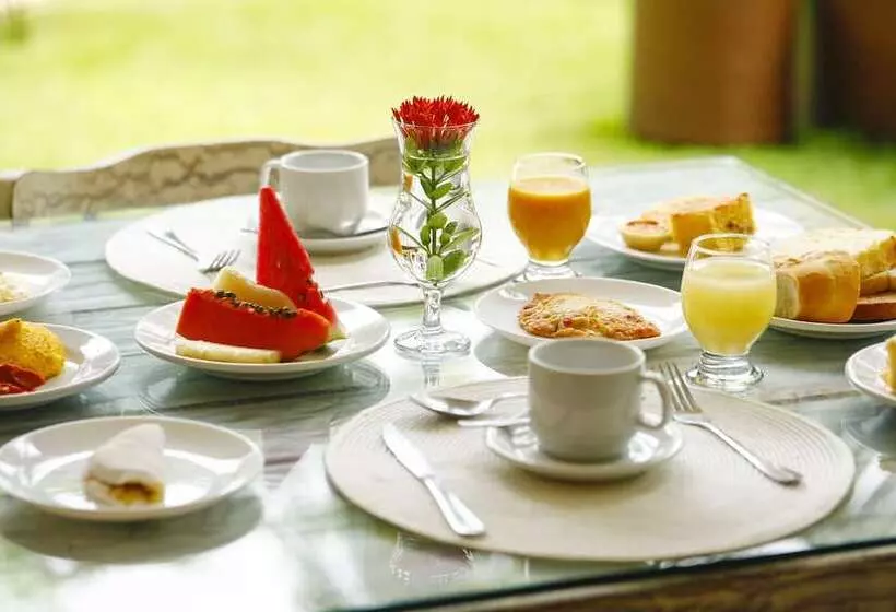 ホテル Pousada Humaita