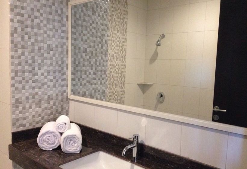 Hotel Puri Indah & Convention