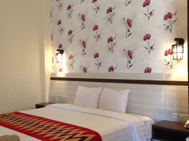 Hotel Puri Indah & Convention