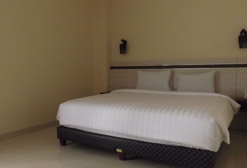 Hotel Puri Indah & Convention