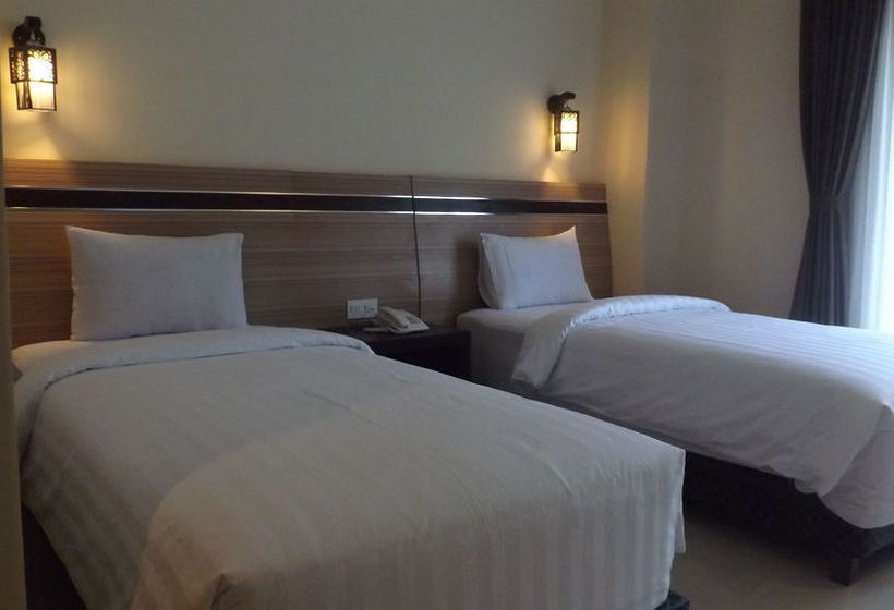 Hotel Puri Indah & Convention