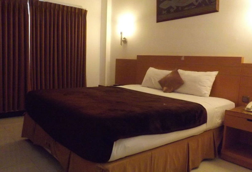 Hotel Puri Indah & Convention