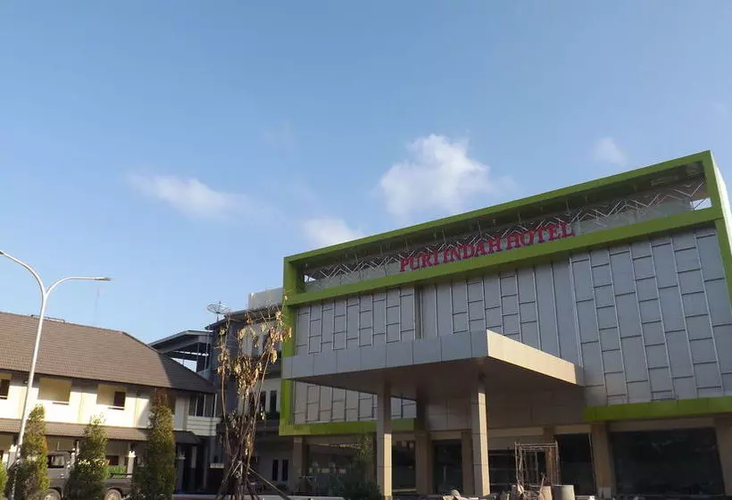 ホテル Puri Indah & Convention