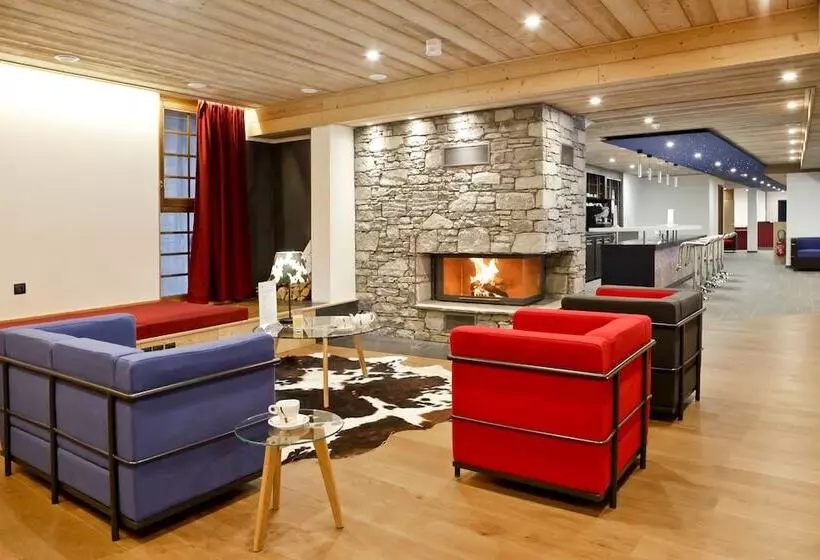 Hotel Résidence Prestige Odalys Les Fermes De Châtel