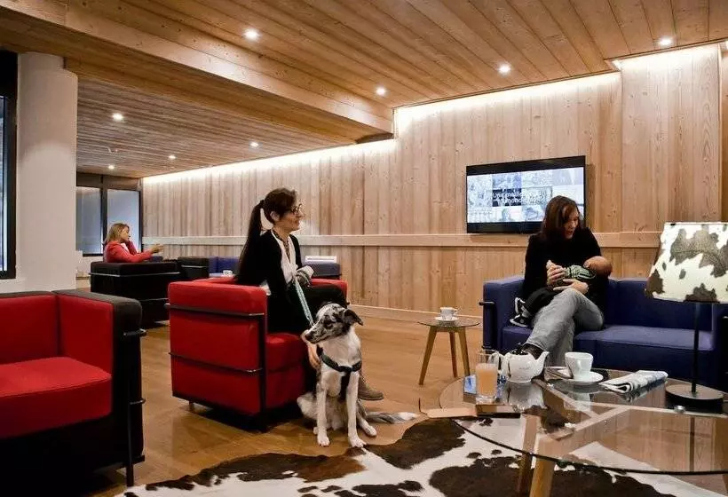 Hotel Résidence Prestige Odalys Les Fermes De Châtel