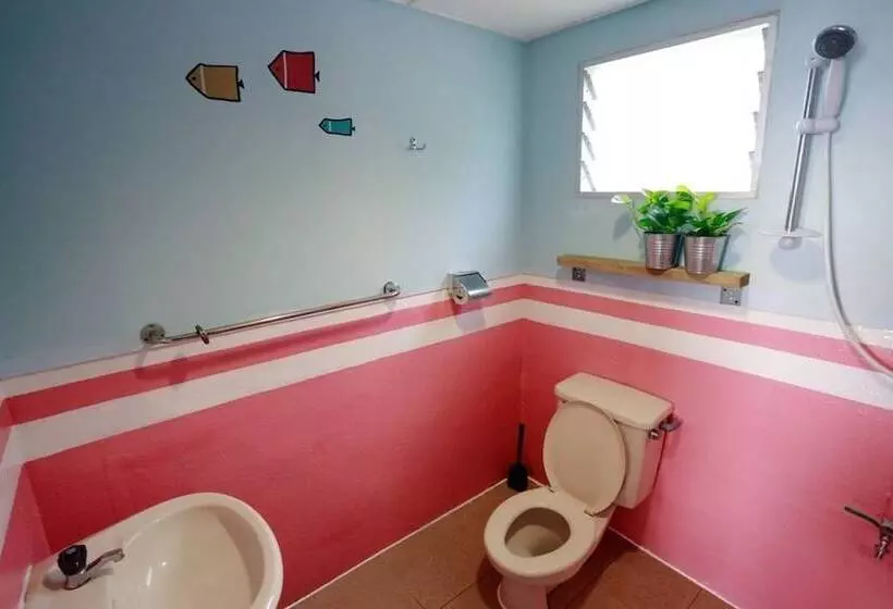 Rockbund Fishing Chalet