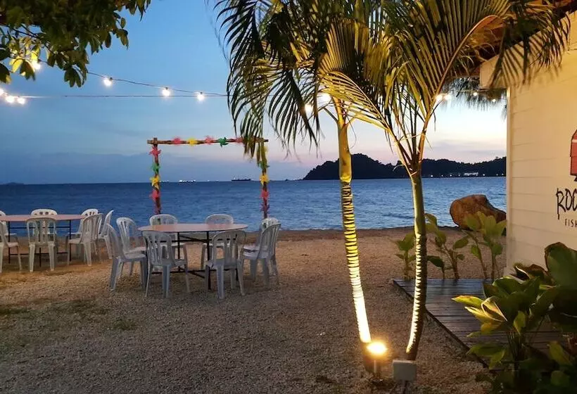 Rockbund Fishing Chalet