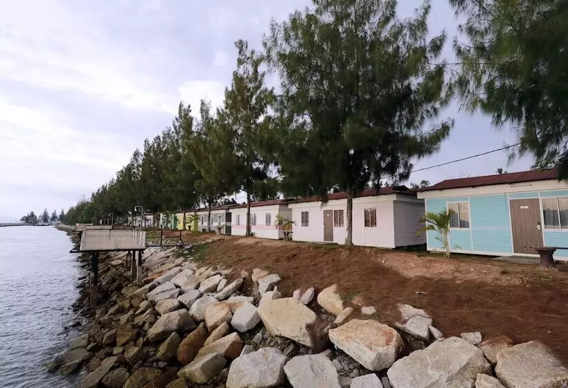 Rockbund Fishing Chalet