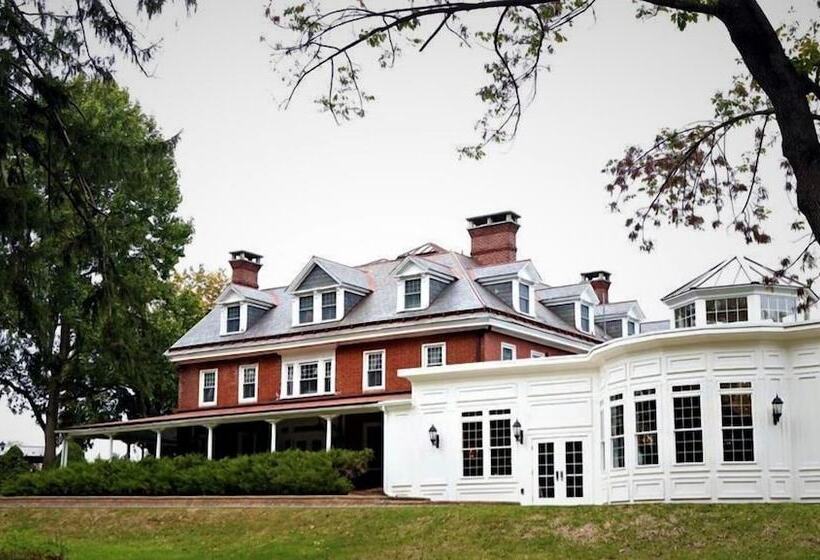 Bed and Breakfast Cameron Estate Inn & Restaurant