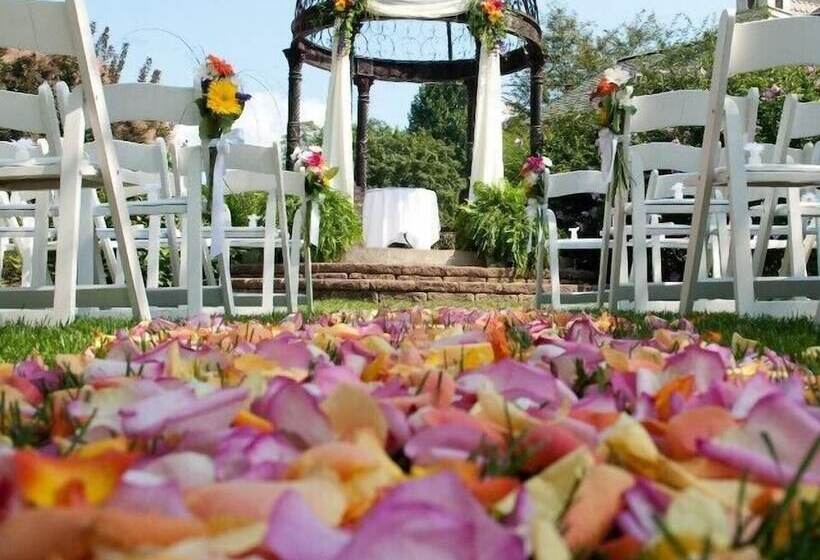 Bed and Breakfast Cameron Estate Inn & Restaurant