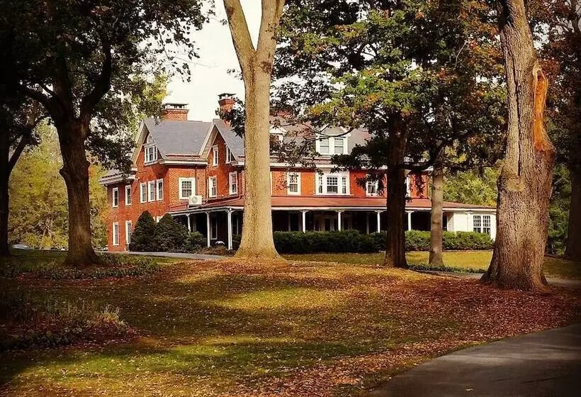 Aamiaismajoitus (B&B) Cameron Estate Inn & Restaurant