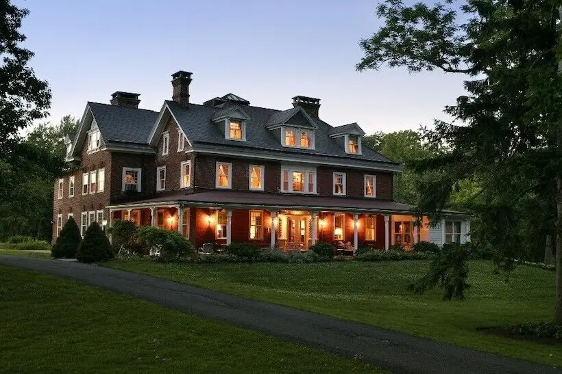 ベッドアンドブレックファースト Cameron Estate Inn & Restaurant