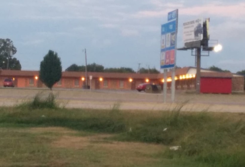 Budget Host Motel Gainesville