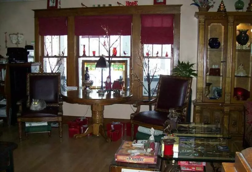 Cobblestone Bed And Breakfast