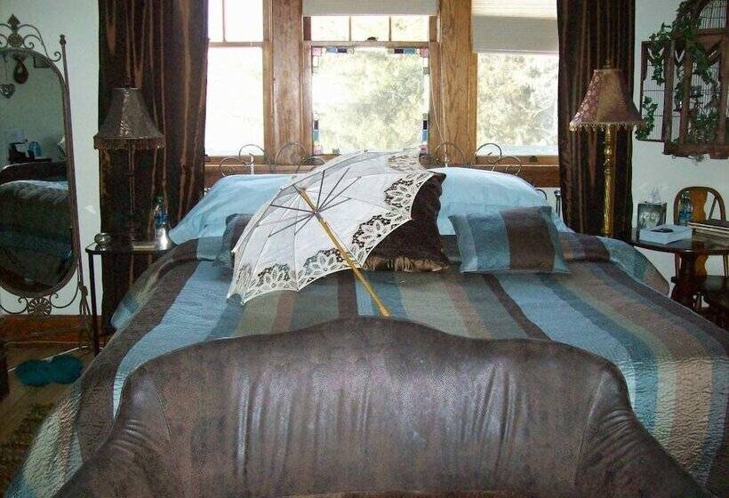 Cobblestone Bed And Breakfast