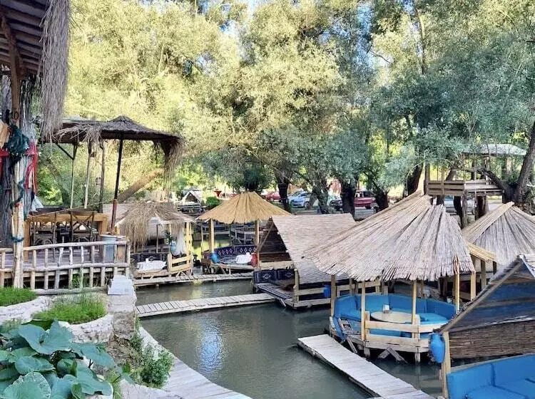 Hotelli Belisırma Cave Butik