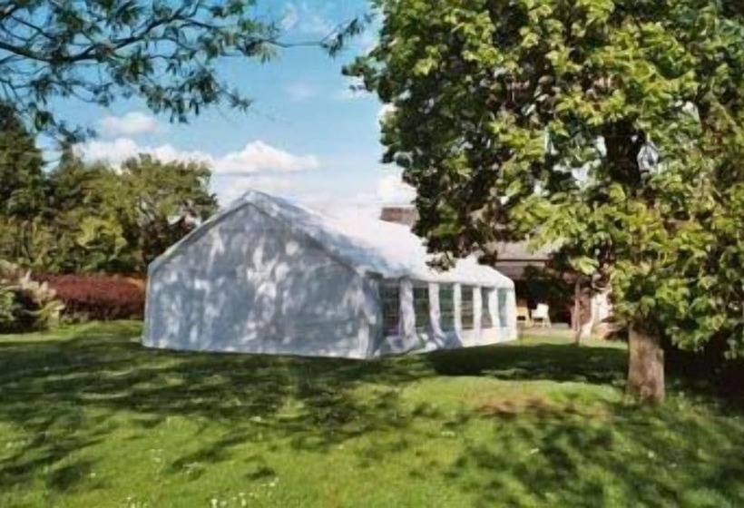 Отель Hayesthorpe