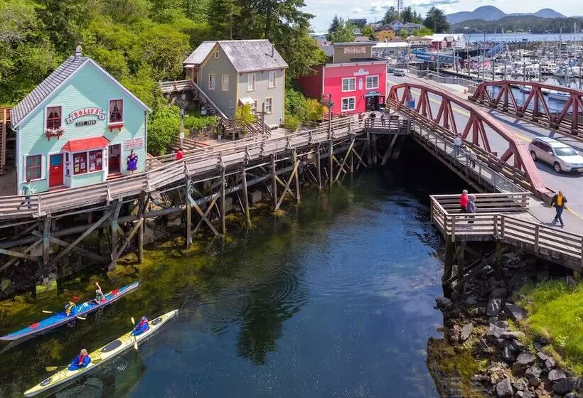 ホテル Inn At Creek Street