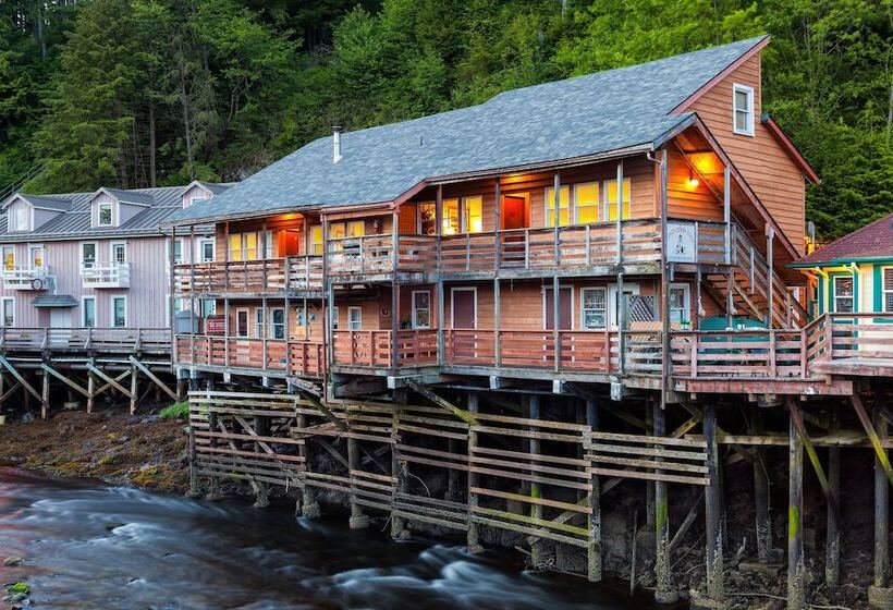 هتل Inn At Creek Street