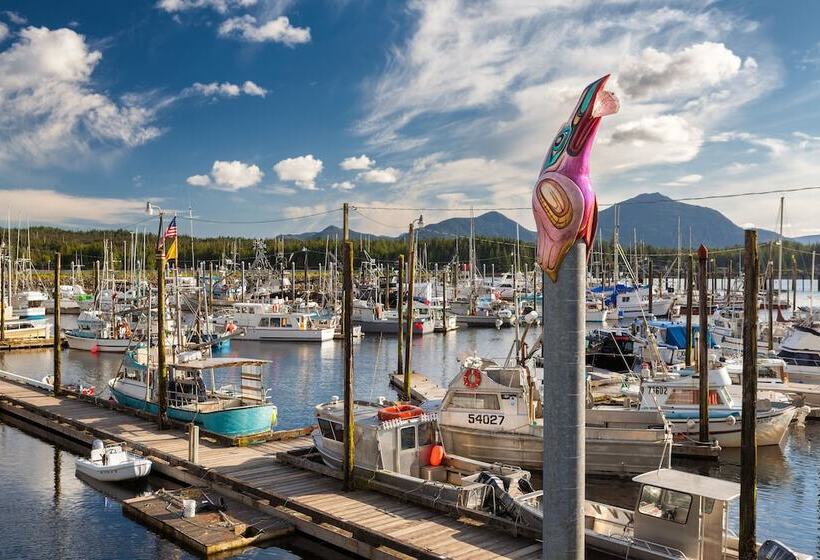 هتل Inn At Creek Street