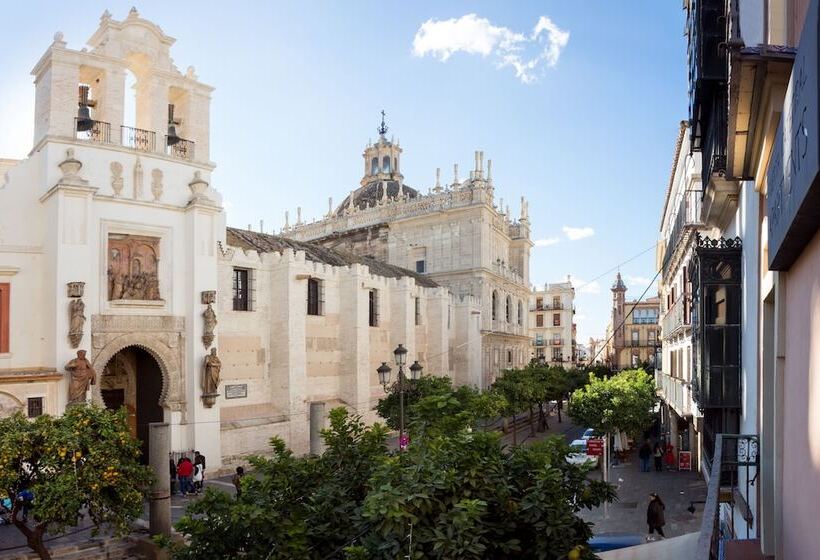 هتل Puerta Catedral Apartments