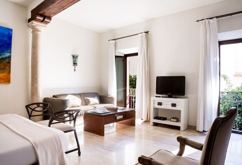 هتل Puerta Catedral Apartments