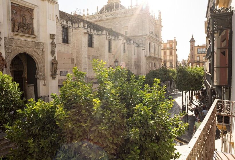 هتل Puerta Catedral Apartments