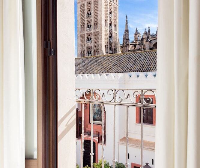 هتل Puerta Catedral Apartments