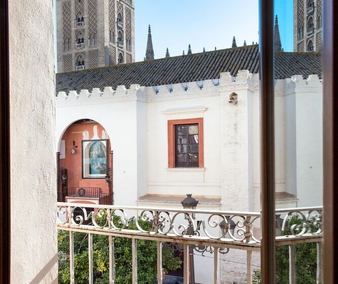 هتل Puerta Catedral Apartments