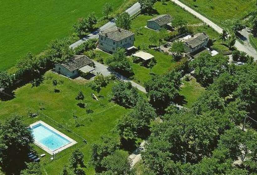 فندق ريفى Il Felcino