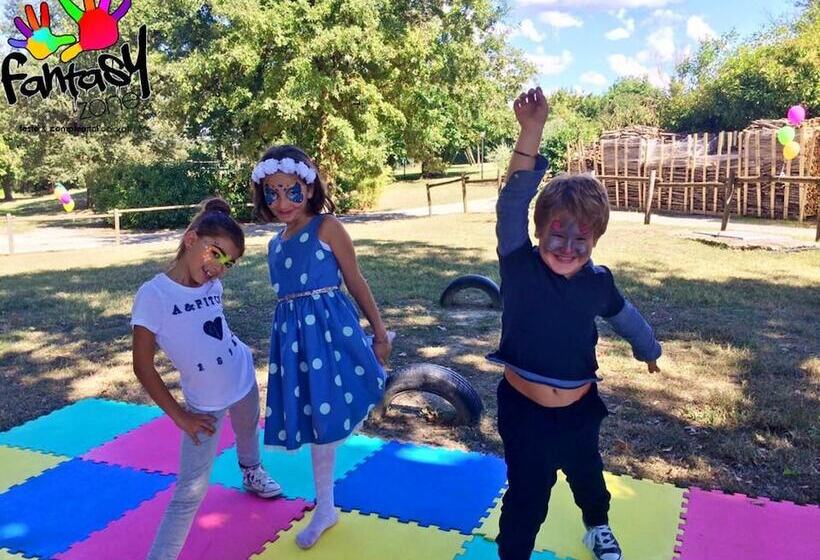 فندق ريفى Il Felcino