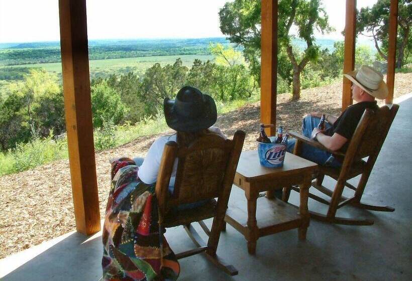 Сельский отель Wildcatter Ranch & Resort