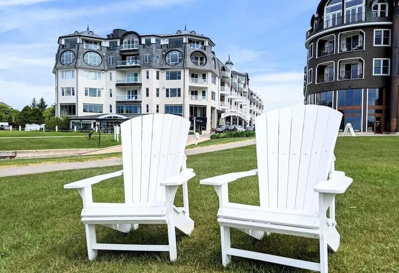 Hotelli Village Suites Bay Harbor