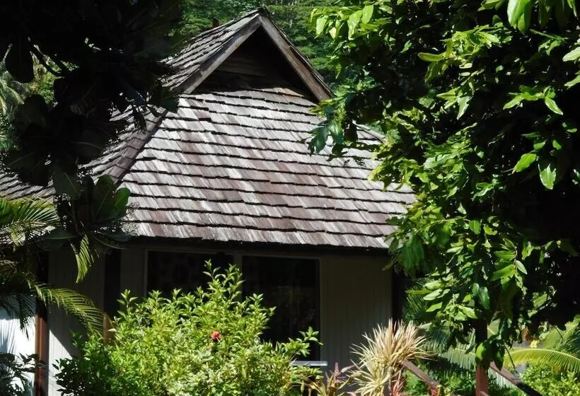 پانسیون A Pueu Village