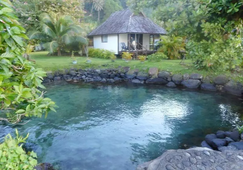 پانسیون A Pueu Village