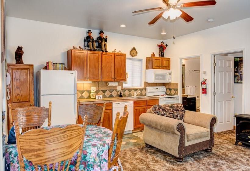 Yosemite Woods Lower