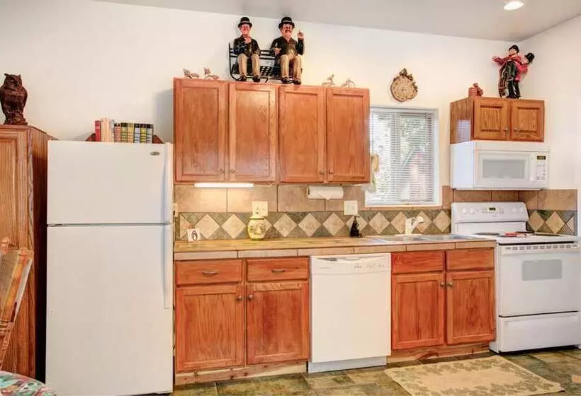 Yosemite Woods Lower