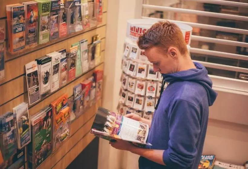 Общежитие Melbourne City Backpackers