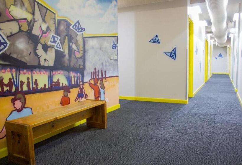 旅馆 Melbourne City Backpackers