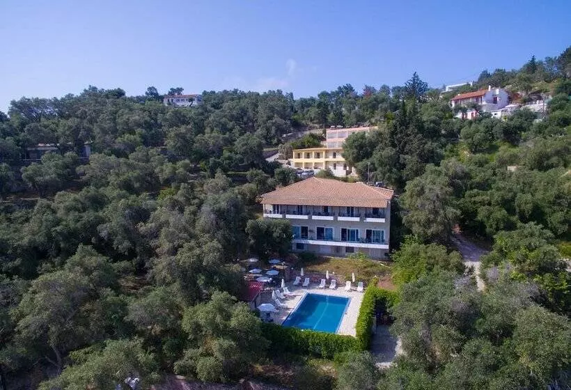 Amfitriti Hotel & Studios