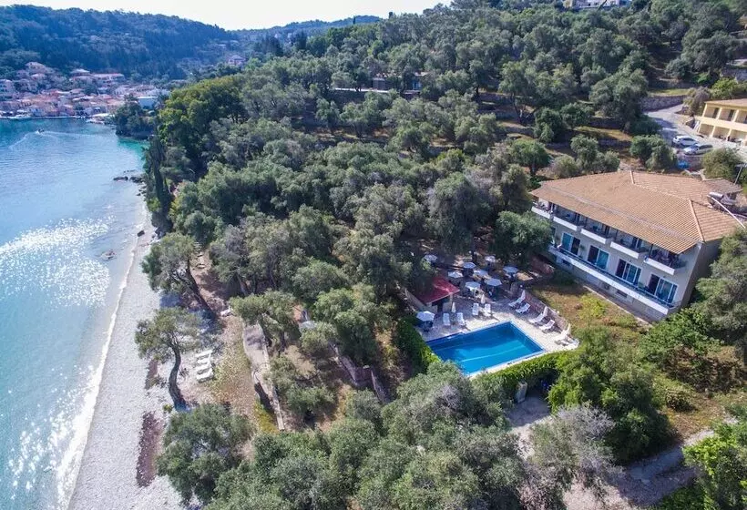 Amfitriti Hotel & Studios