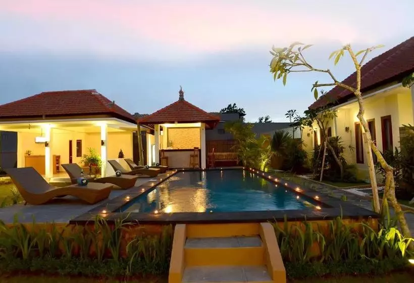 Aw Residence
