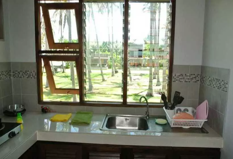 Baan Chay Lay Koh Phangan